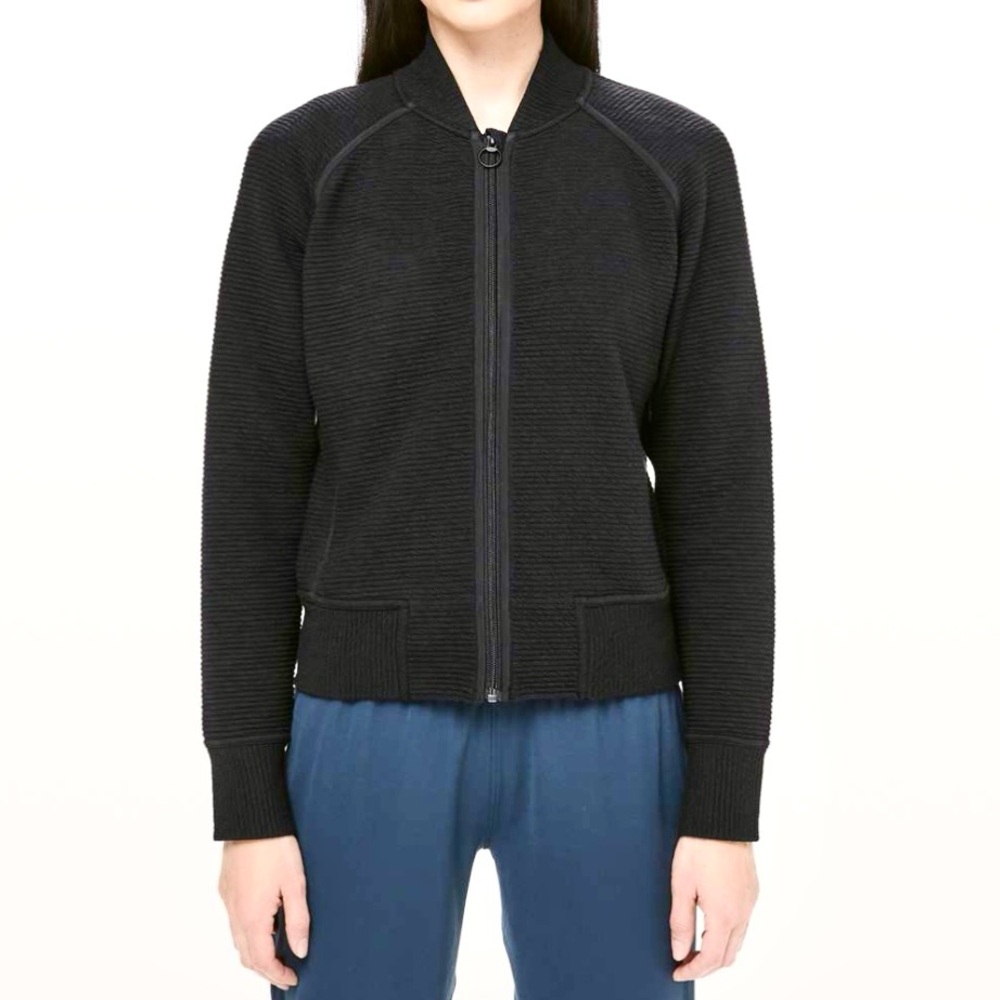 Lululemon On Repeat Bomber Textured Zip Up Jacket Color Black Size 6 - Picture 1 of 16